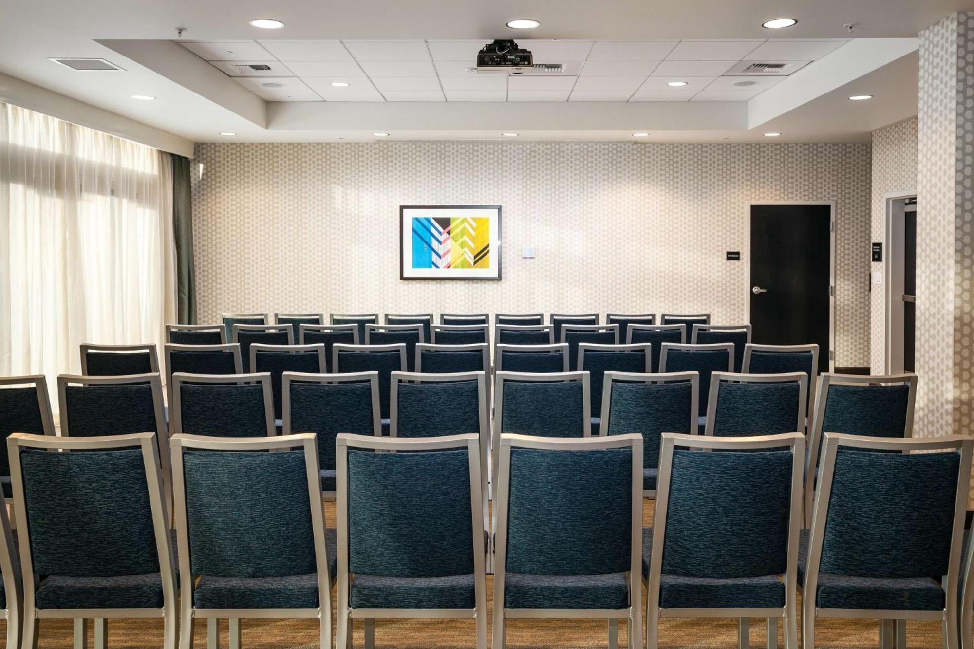 Hampton Inn & Suites By Hilton Seattle/Northgate Bagian luar foto